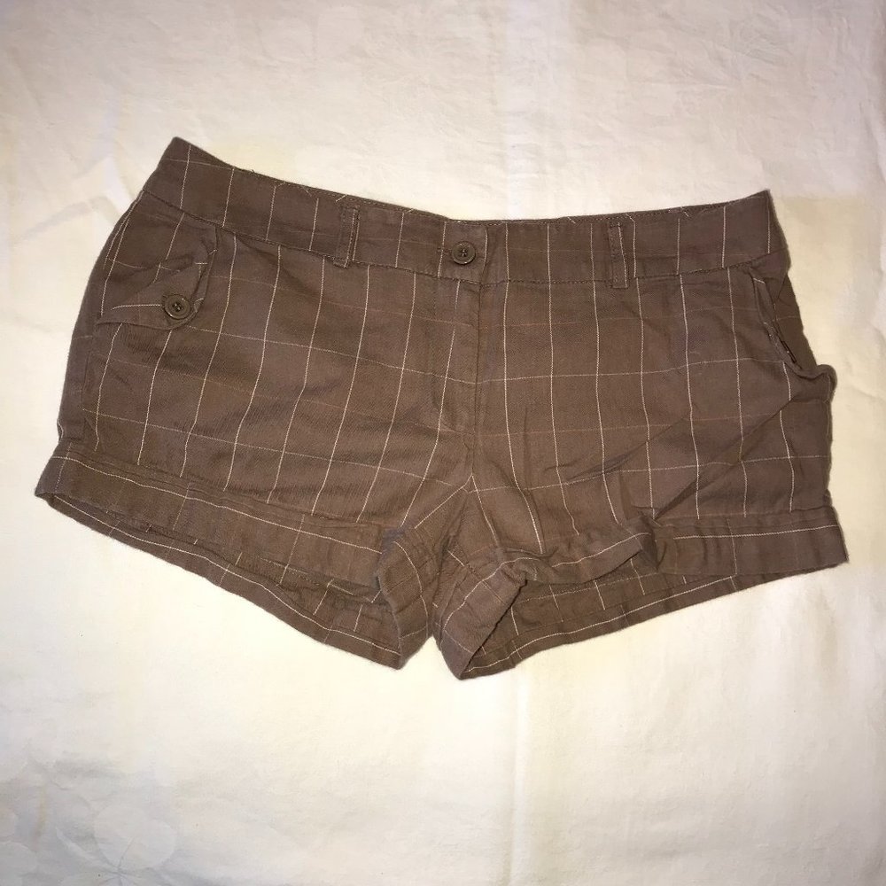 Tracy Evans Brown Plaid Cuff Shorts